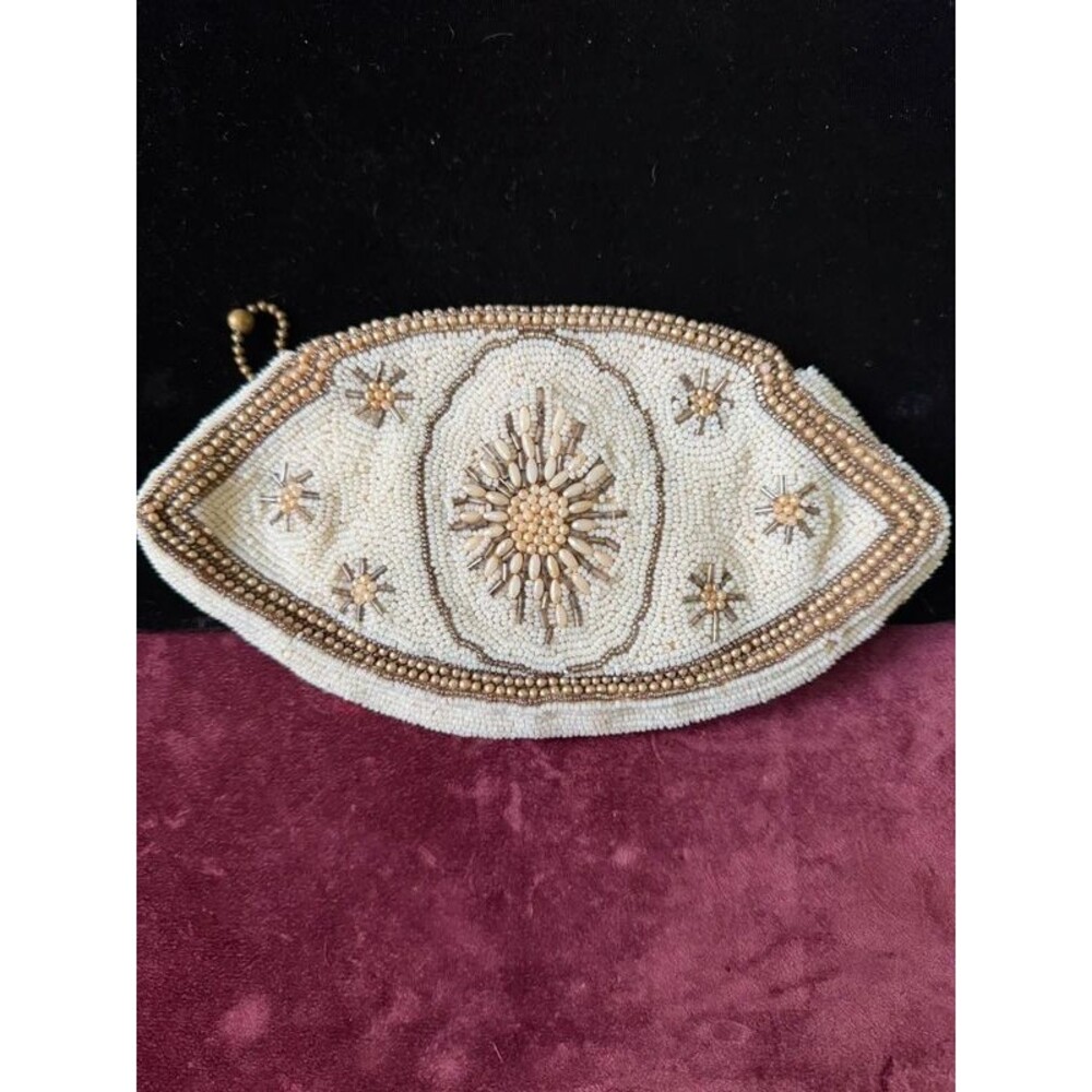 Vintage 1950s Hand Made in Belgium Beaded Coin Purse